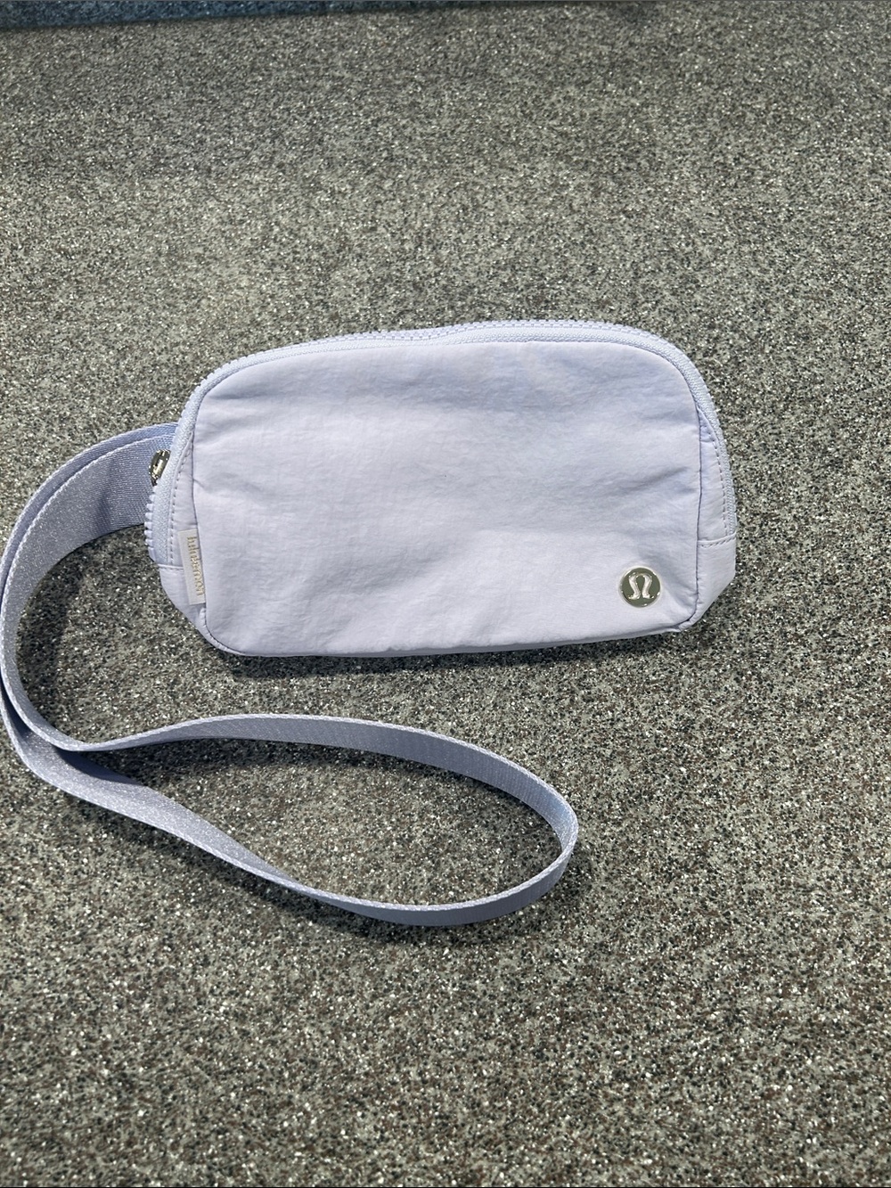 lululemon athletica Light Lavender Everywhere Belt Bag